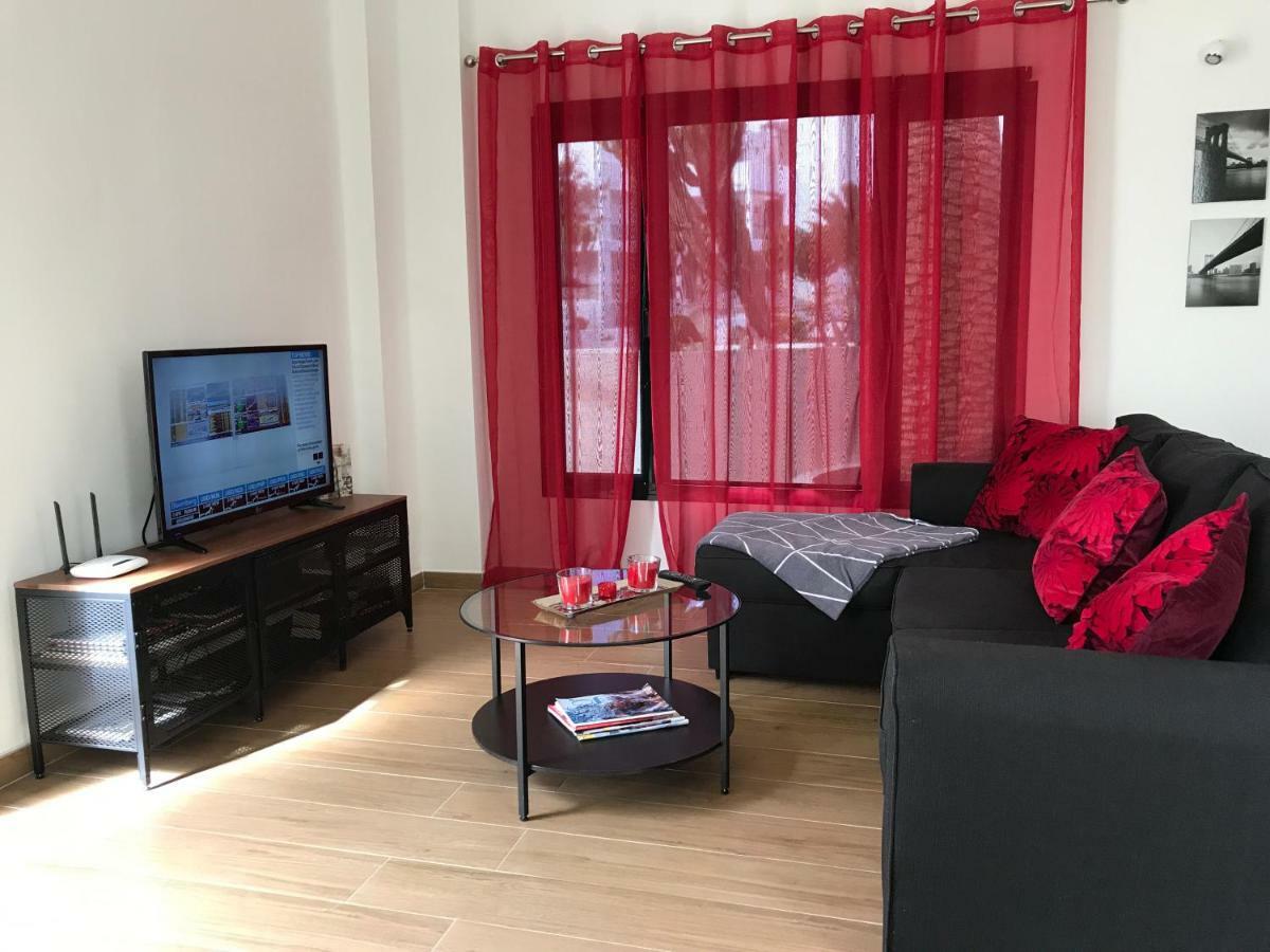 Bungalow Nueva York Коста Тегисе Екстериор снимка
